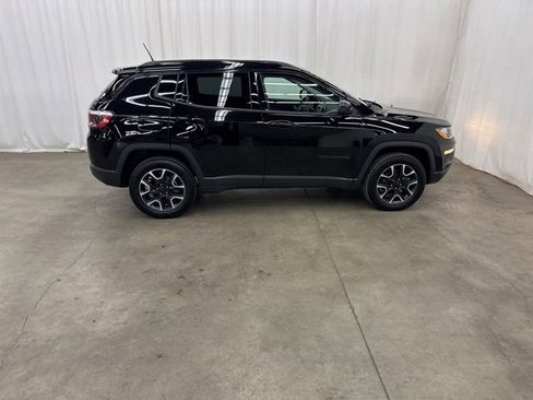 Used 2019 Jeep Compass Sport image 29