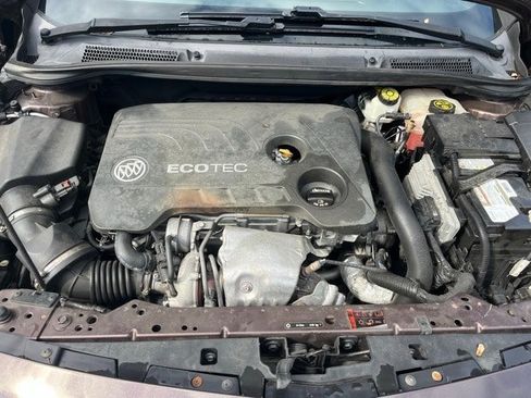 Used 2017 Buick Cascada Premium image 5