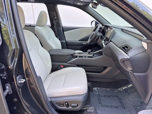 Used 2025 Lexus TX 350 AWD w/ Technology Package image 16