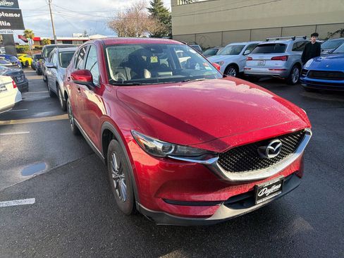 Used 2017 MAZDA CX-5 Touring w/ Preferred Equipment Package image 4