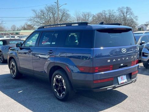 Used 2025 Hyundai Santa Fe SEL FWD image 8
