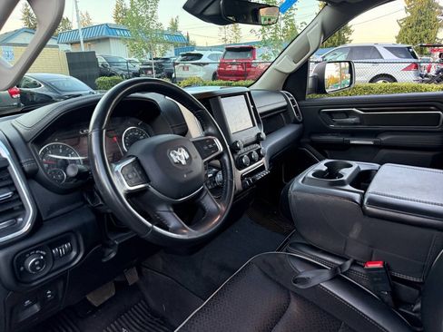 Used 2022 RAM 1500 Laramie AWD/4WD image 6