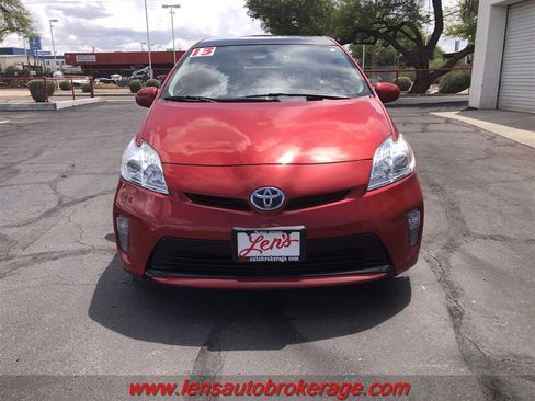 Used 2013 Toyota Prius Four w/ Deluxe Solar Roof Pkg FWD image 3