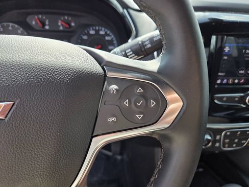 Used 2023 Chevrolet Traverse LT FWD image 33