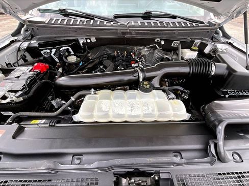 Certified 2024 Ford Expedition XLT image 30