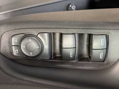 Used 2020 Chevrolet Equinox LT FWD image 22