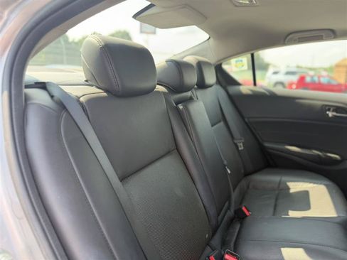 Used 2014 Acura ILX w/ Technology Package FWD image 22