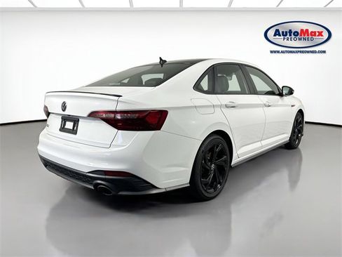 Used 2023 Volkswagen Jetta GLI Autobahn image 2