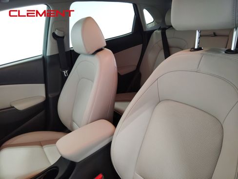 Used 2022 Hyundai Kona Limited image 33