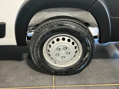 Used 2024 RAM ProMaster 3500 w/ Delivery Van Package image 19