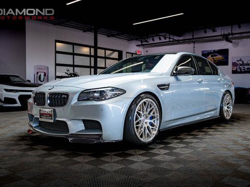 Used 2015 BMW M5 image 8