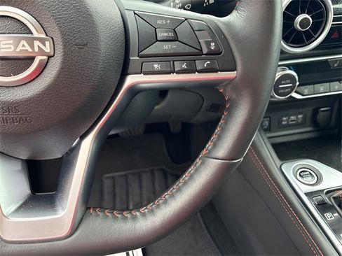Used 2024 Nissan Sentra SR w/ SR Premium Package image 15
