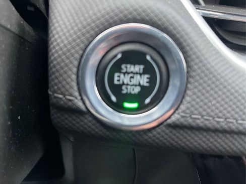 Used 2024 Chevrolet TrailBlazer LT image 29