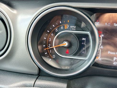 Used 2022 Jeep Wrangler Unlimited Sport AWD/4WD image 41