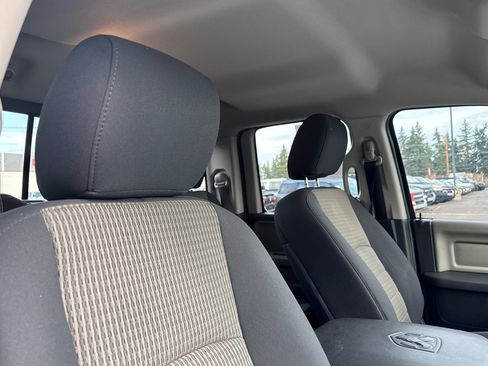 Used 2012 RAM 1500 Big Horn image 16