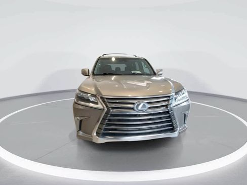Used 2017 Lexus LX 570 4WD w/ Luxury Package image 3