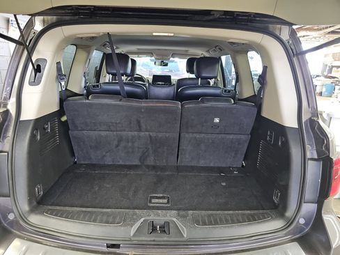 Used 2024 INFINITI QX80 Luxe AWD/4WD image 11