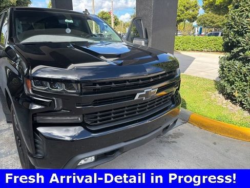 Used 2019 Chevrolet Silverado 1500 RST w/ All-Star Edition image 2