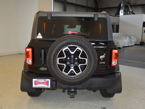 Used 2023 Ford Bronco 2-Door image 4