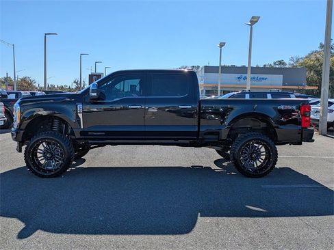 Used 2023 Ford F250 Platinum image 7