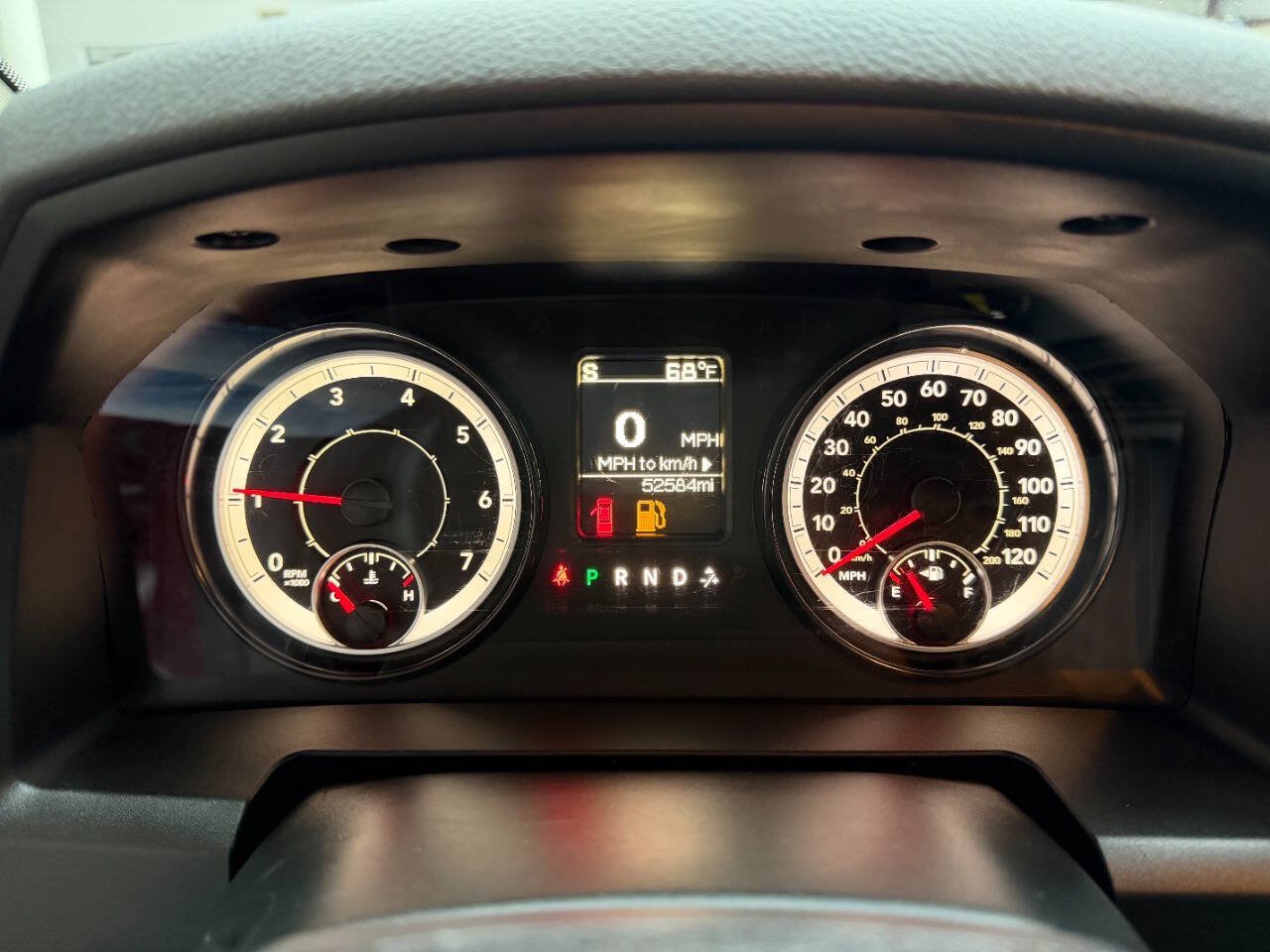 Used 2018 RAM 1500 Express w/ Express Value Package AWD/4WD image 25