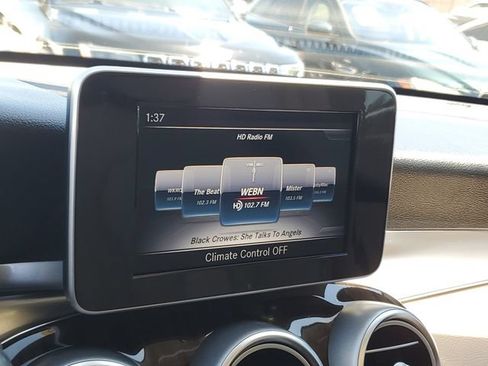 Used 2018 Mercedes-Benz GLC 300 4MATIC image 15