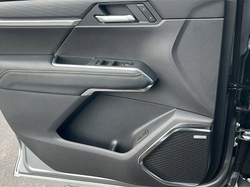 New 2026 GMC Acadia Elevation image 26