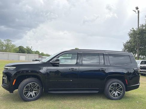 New 2026 Jeep Grand Wagoneer 2WD w/ Premium Group I image 16