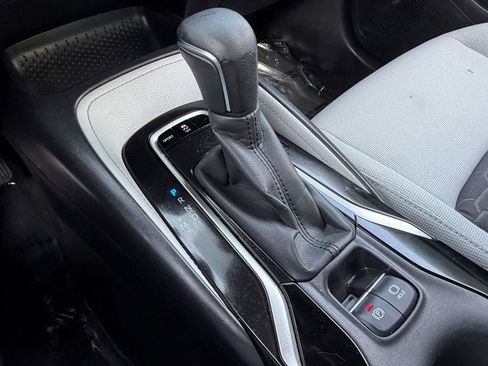 Used 2019 Toyota Corolla SE FWD image 21