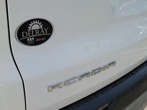New 2026 GMC Acadia Elevation w/ Elevation Premium Package FWD image 8