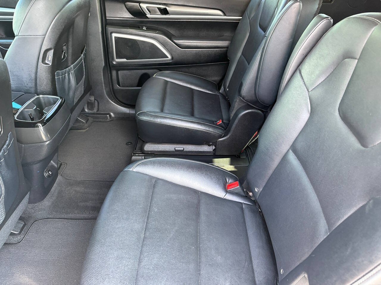 Used 2022 Kia Telluride S FWD image 10