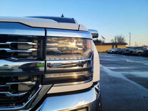 Used 2016 Chevrolet Silverado 1500 LTZ w/ LTZ Plus Package image 21