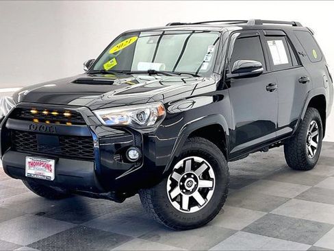 Used 2021 Toyota 4Runner TRD Off-Road Premium w/ Moonroof Package AWD/4WD image 12