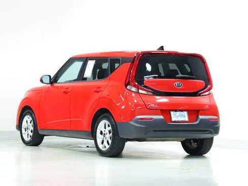 Used 2021 Kia Soul S image 7