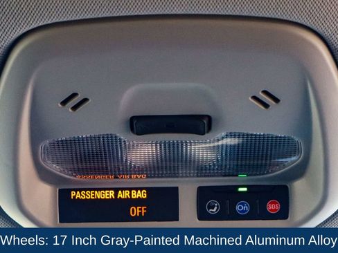 Used 2025 Chevrolet Trax LT w/ LT Convenience Package image 19