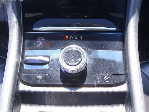 Used 2024 Jeep Grand Cherokee Limited 4xe AWD/4WD image 15