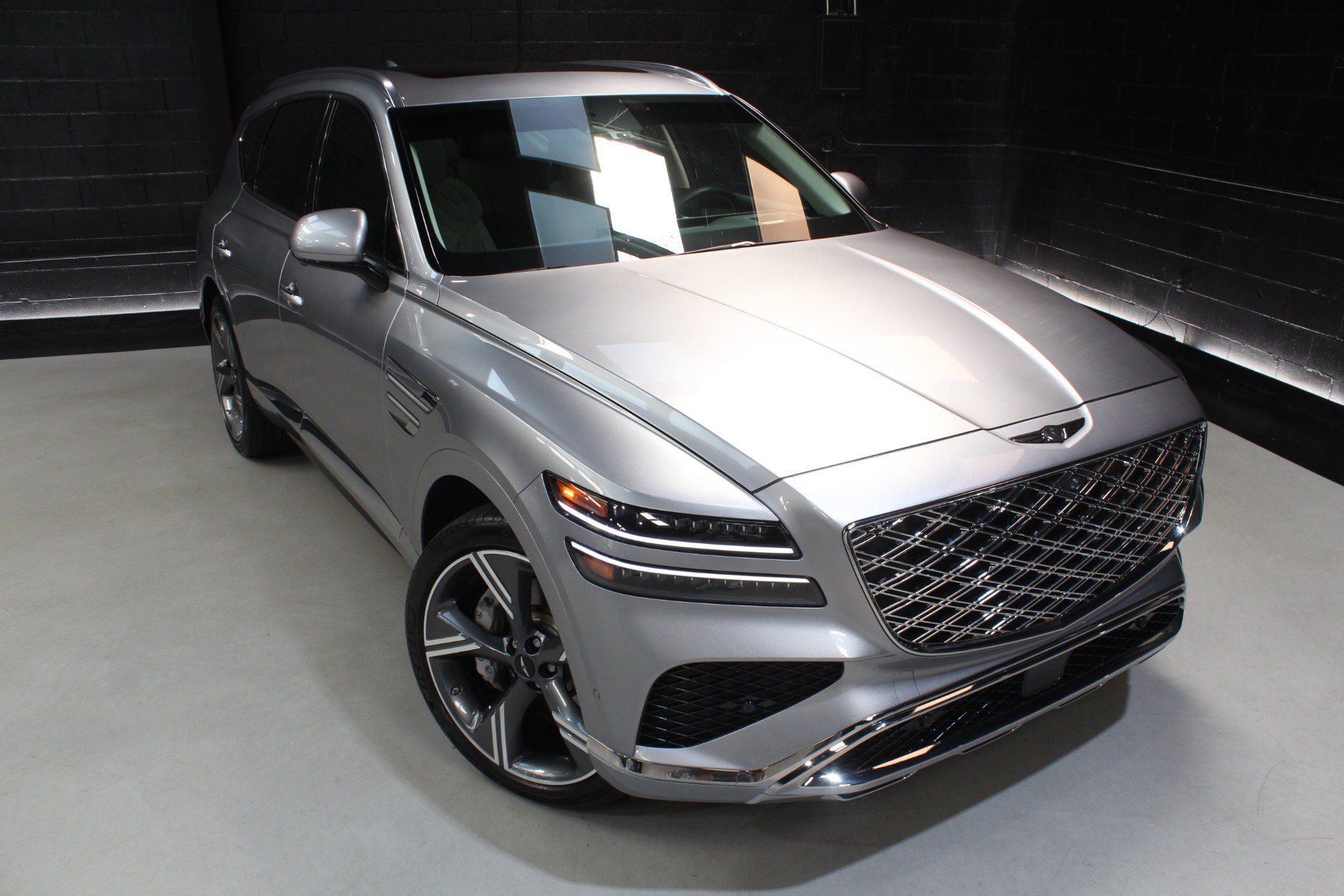 Used 2025 Genesis GV80 3.5T Prestige AWD/4WD image 11