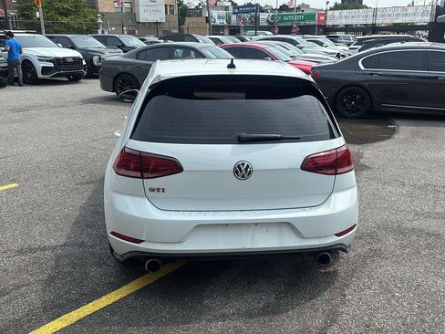 Used 2019 Volkswagen GTI SE w/ SE Experience Package FWD image 10