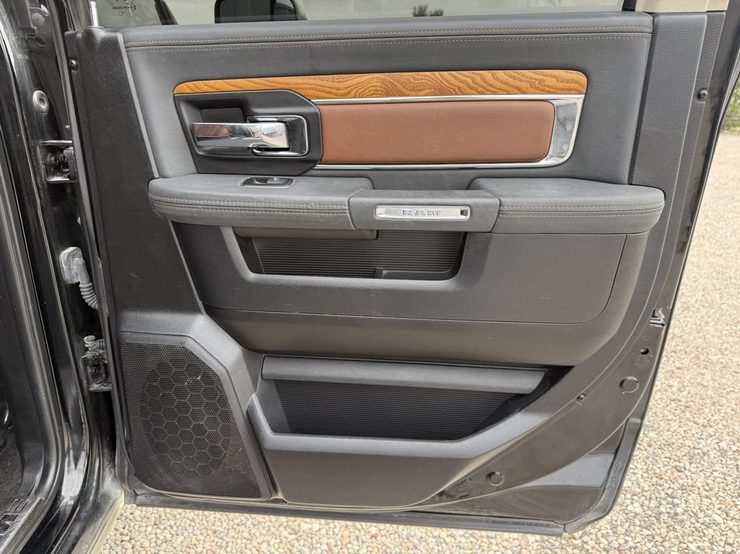 Used 2015 RAM 1500 Laramie Longhorn w/ Convenience Group AWD/4WD image 20