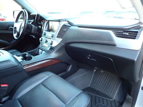 Used 2019 GMC Yukon XL SLT image 21