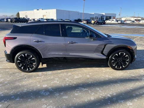 Used 2025 Chevrolet Blazer EV RS image 9