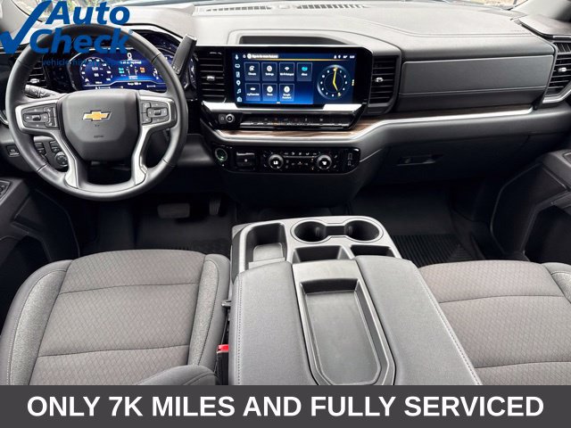 Used 2025 Chevrolet Silverado 1500 LT AWD/4WD image 5