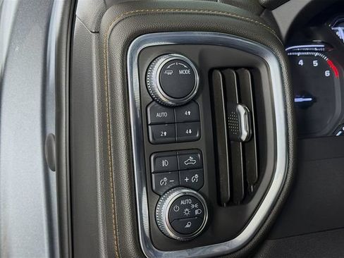 Used 2022 GMC Sierra 1500 AT4 AWD/4WD image 12