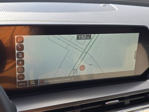 Used 2025 Kia Telluride S image 27