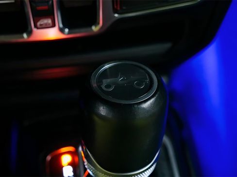 Used 2019 Jeep Wrangler Unlimited Sahara image 46