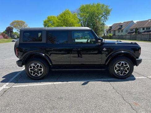 Used 2023 Ford Bronco Outer Banks AWD/4WD image 12