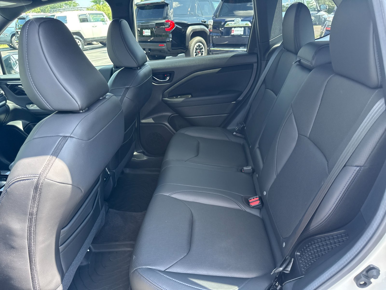 Used 2026 Subaru Forester Limited AWD/4WD image 12