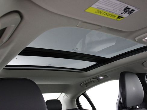 Certified 2024 Volvo S60 B5 Core image 23