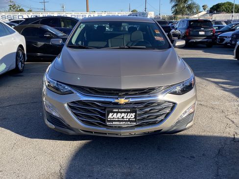 Used 2024 Chevrolet Malibu LT FWD image 3