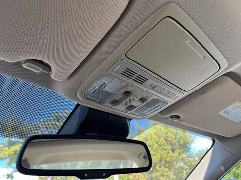 Used 2015 Honda Accord EX-L image 8